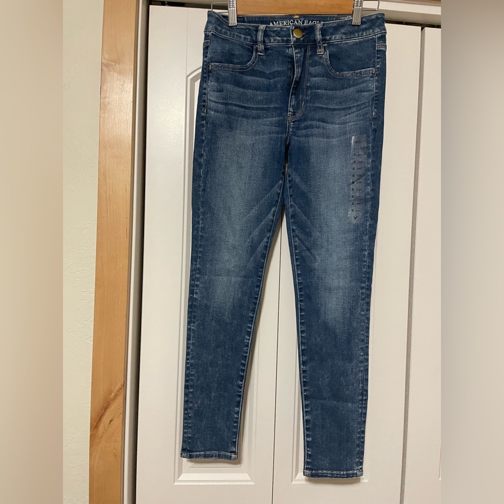 American Eagle Dark Faded Wash Jegging - Size 6 Short
